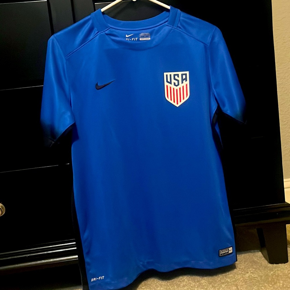 Boys USA soccer jersey XL
